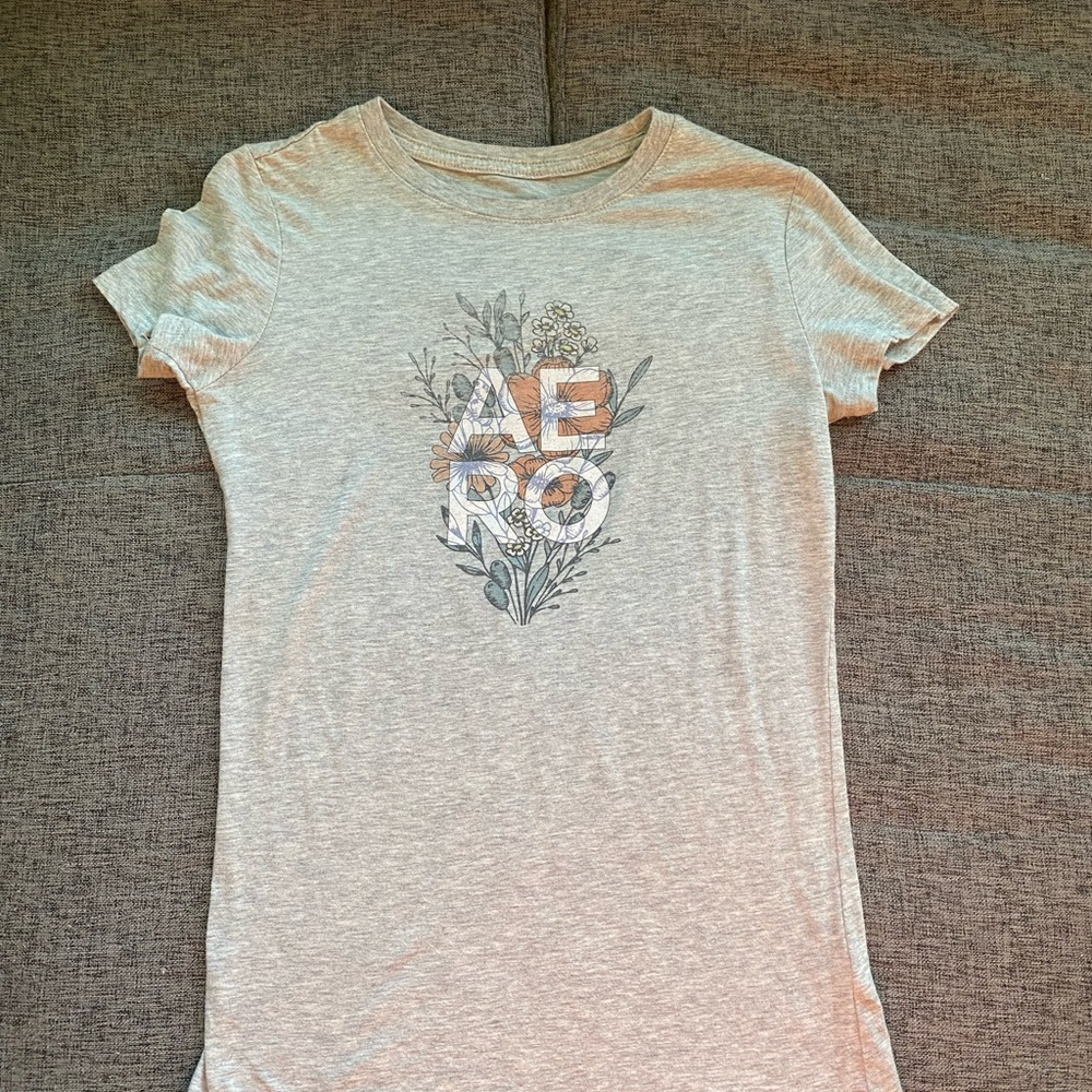 Aero Graphic Tee - Light Gray